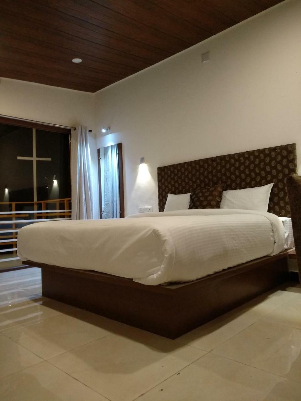 Olives Pleasant Stays Ooty Exterior foto